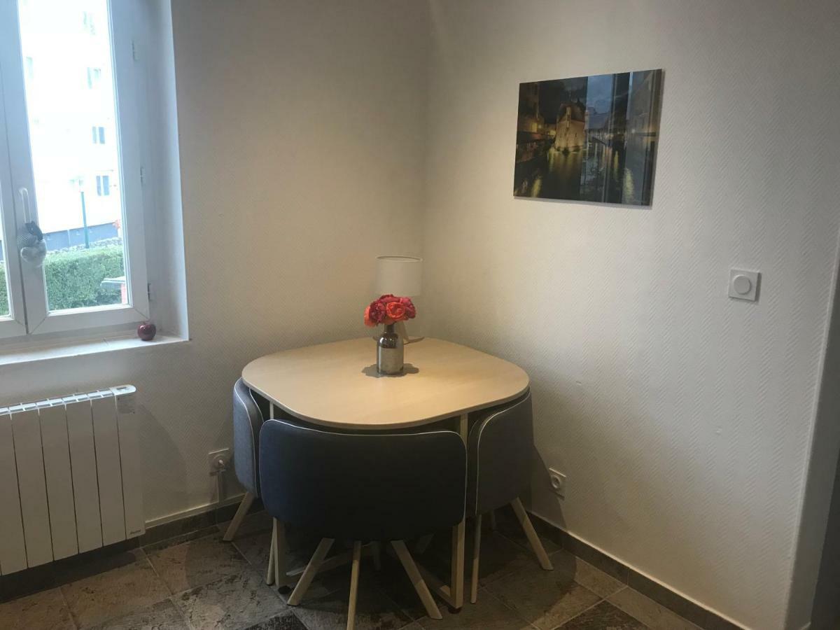 Studio Champagne Au Centre Ville Lägenhet Annecy Exteriör bild